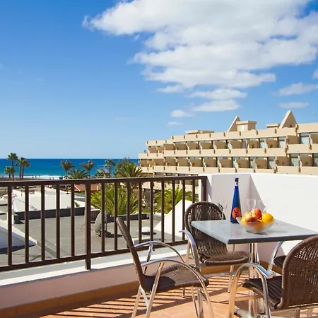 Villa Playa Honda Sleeps 8 Pool Wifi